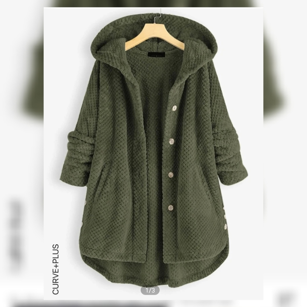 Plus size army green fuzzy hoodie. NEW 5XL